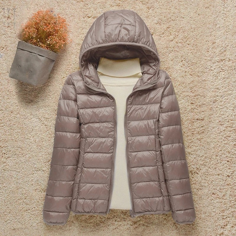 Alessia | Piumino Donna con Cappuccio Ultraleggero