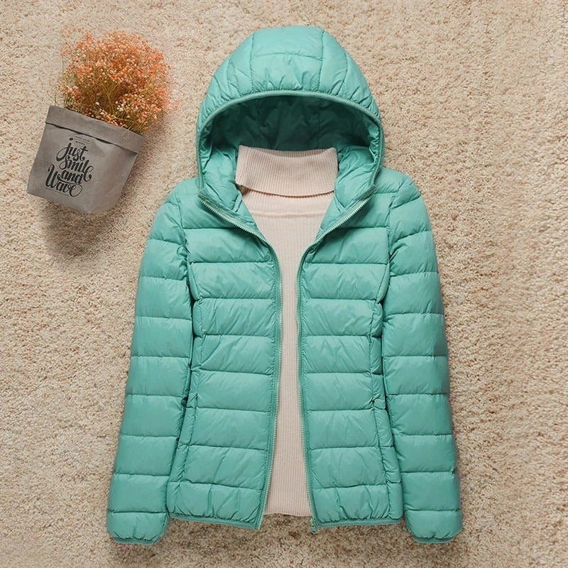 Alessia | Piumino Donna con Cappuccio Ultraleggero