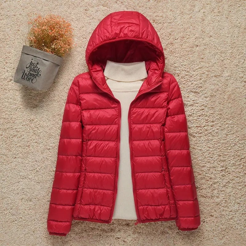 Alessia | Piumino Donna con Cappuccio Ultraleggero
