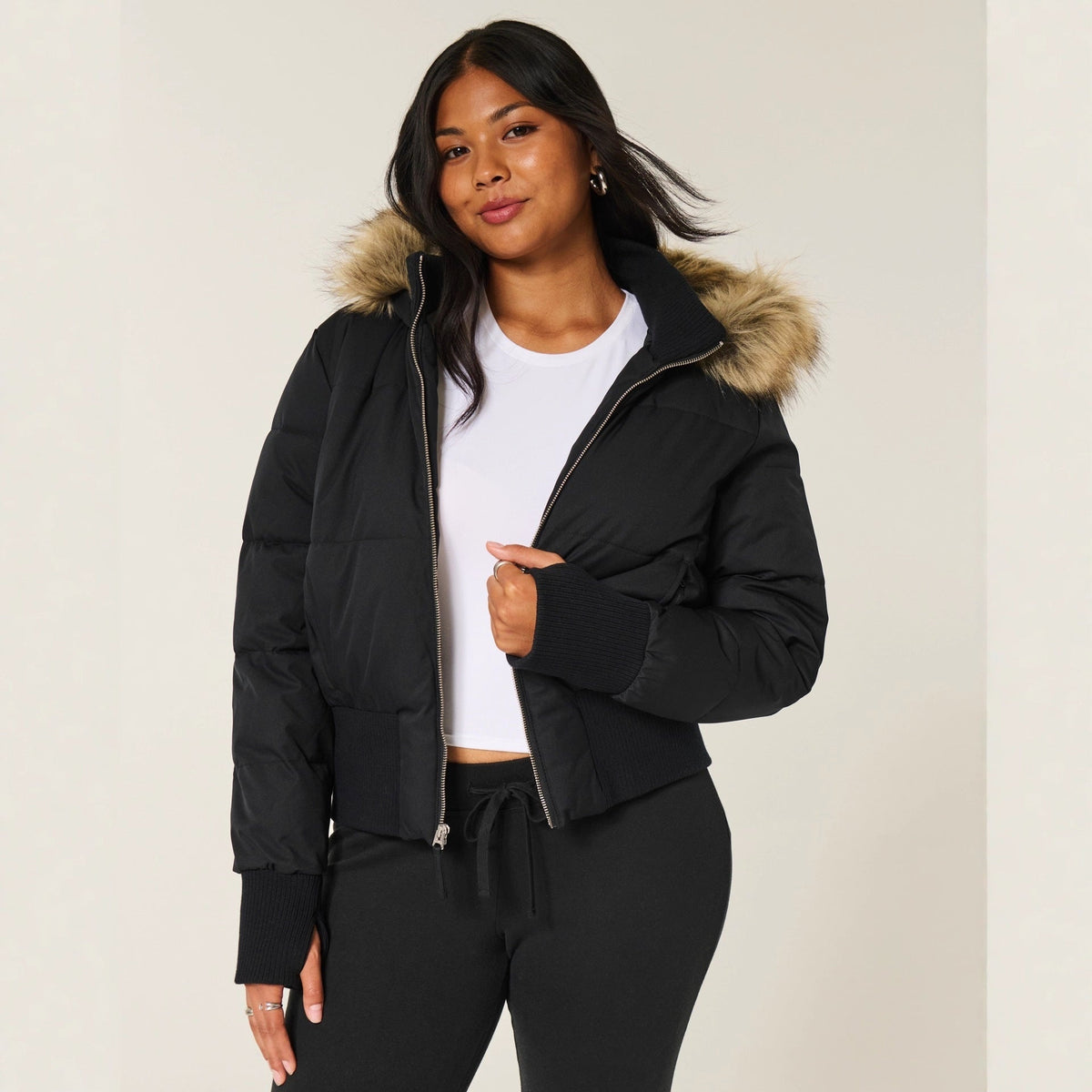 Giorgia | Piumino Donna Cropped con Cappuccio Pelliccia Sintetica