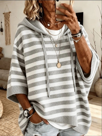 Livia | Poncho in Maglia con Cappuccio Donna Oversize
