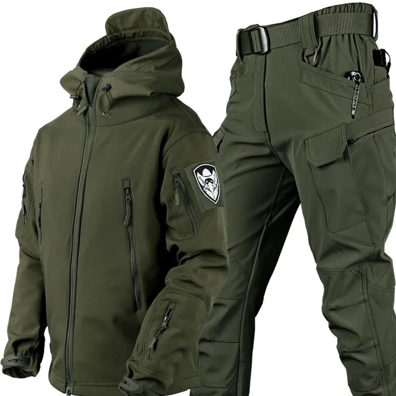 Stefano | Tuta Tattica Softshell Uomo con Cappuccio Impermeabile